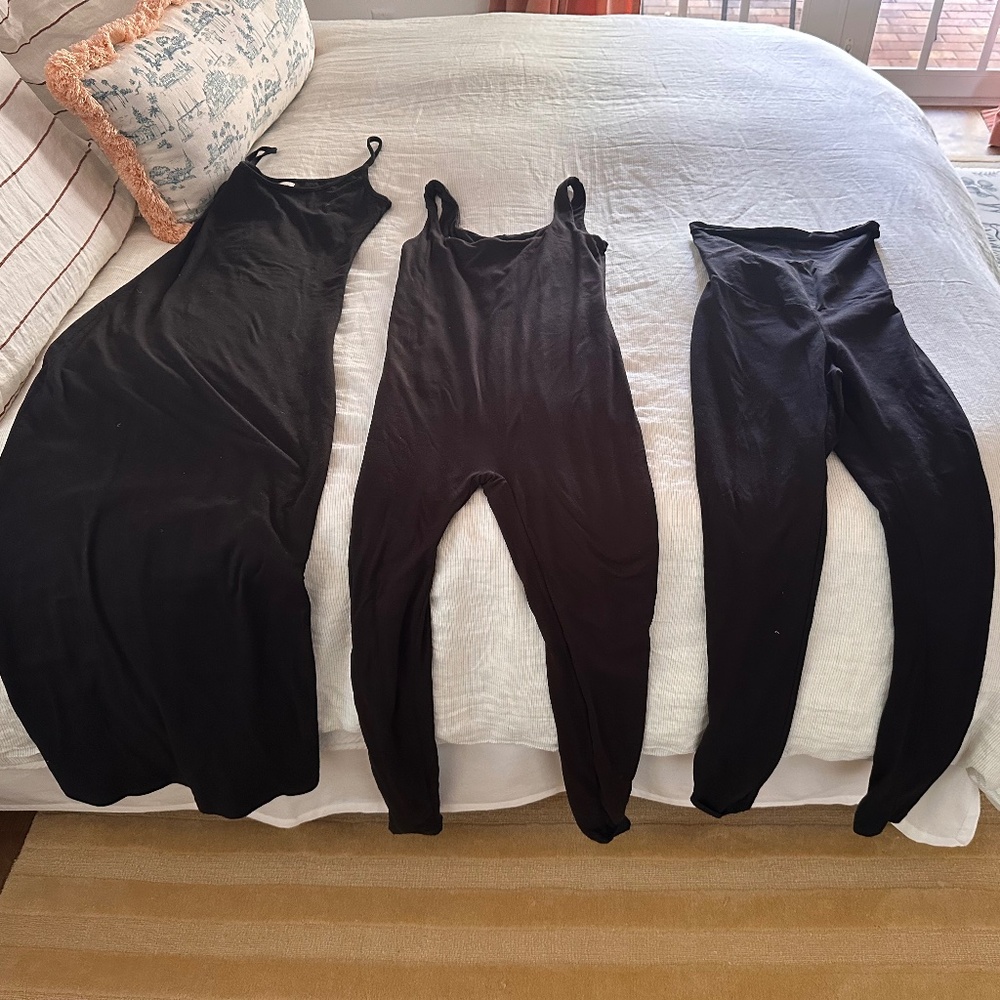 Bumpsuit dress and onesie, Motherhood leggings